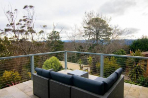 Big quiet enclave amazing views